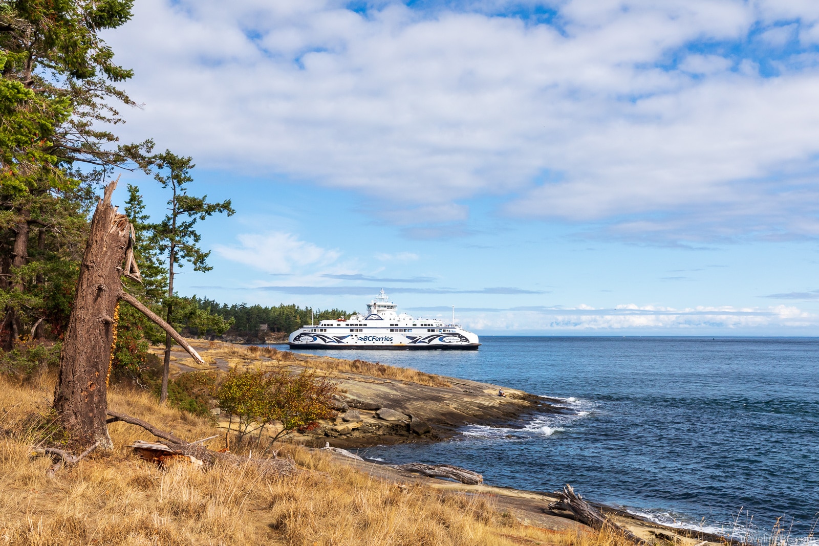 Ferry departing the Sturdies Bay terminal on Galiano Island