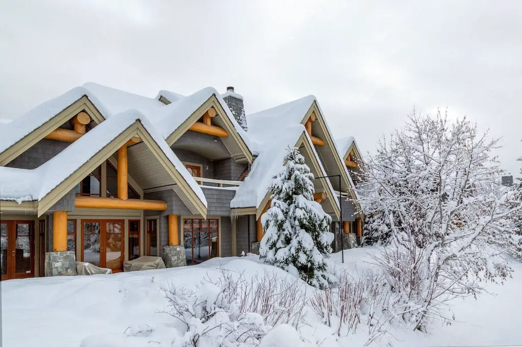 The snowy outside of Nicklaus North Luxury Chalet in Whistler, BC