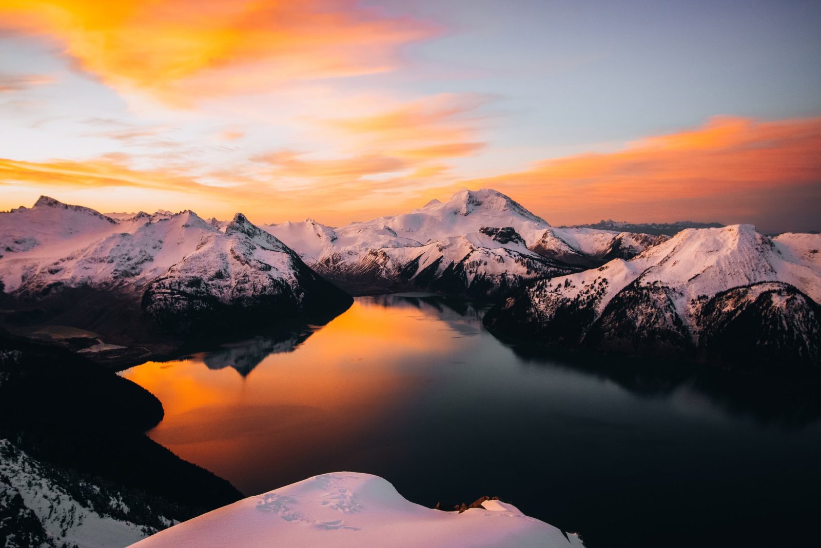 Panorama Ridge in the Garibaldi Highlands - Photo: Lukas Mann