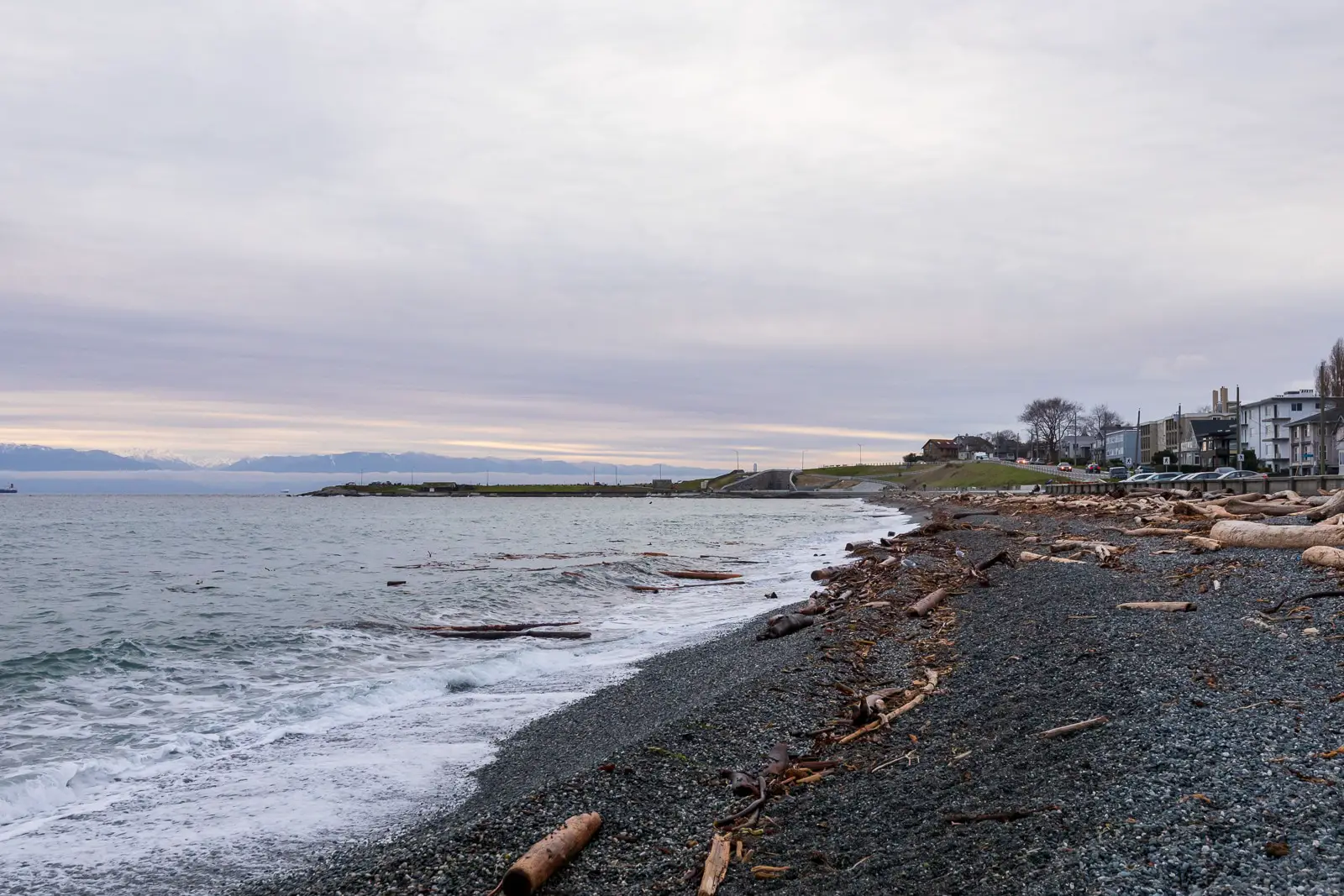 Ross Bay Beach in Victoria in the evening during winter