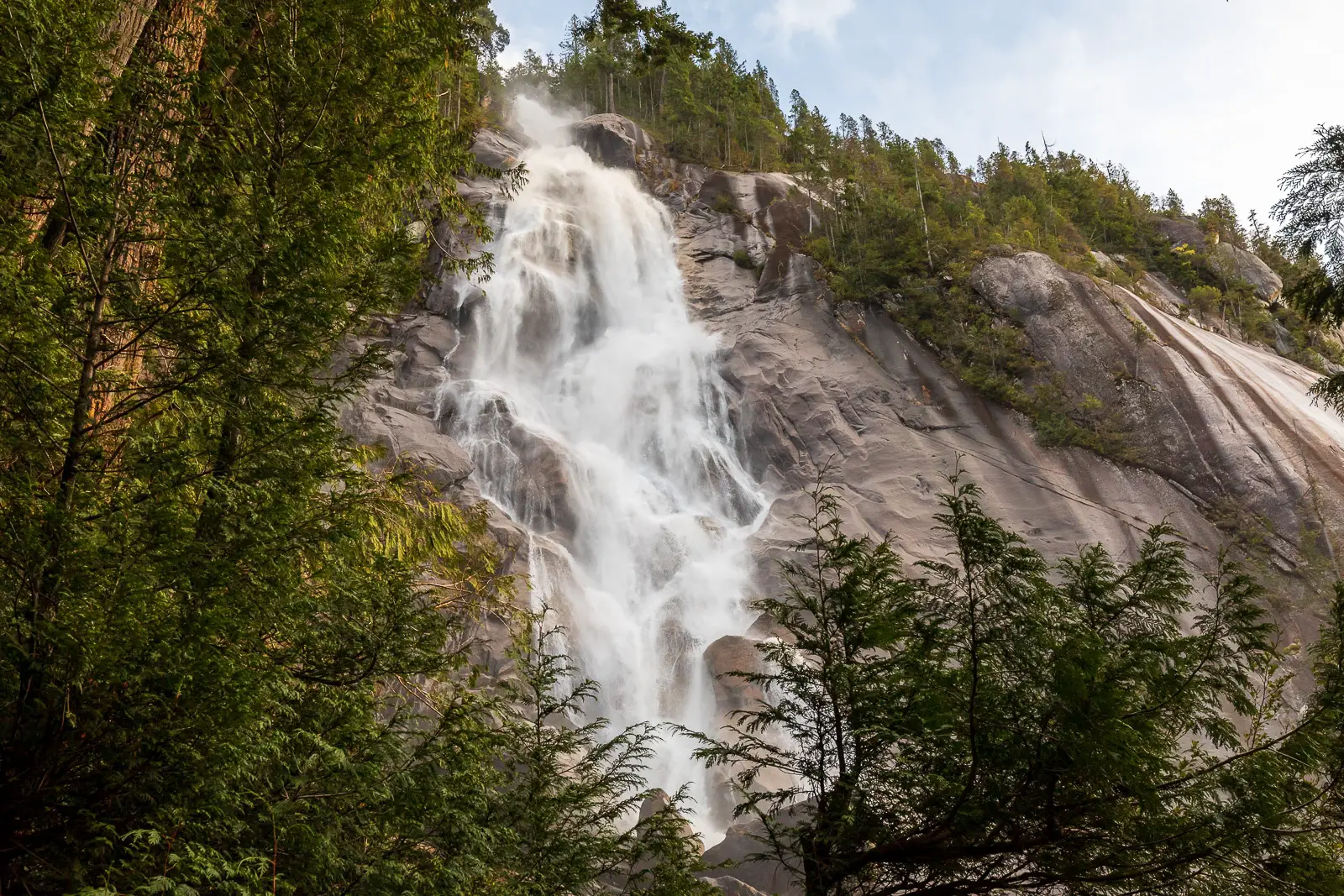 The waterfall in Shannon Falls Provincial Park in Squamish, BC