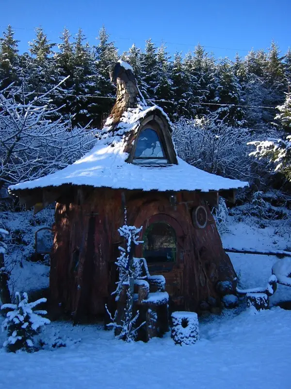 Sitka Studio in winter - Photo: Meandrea (CC)