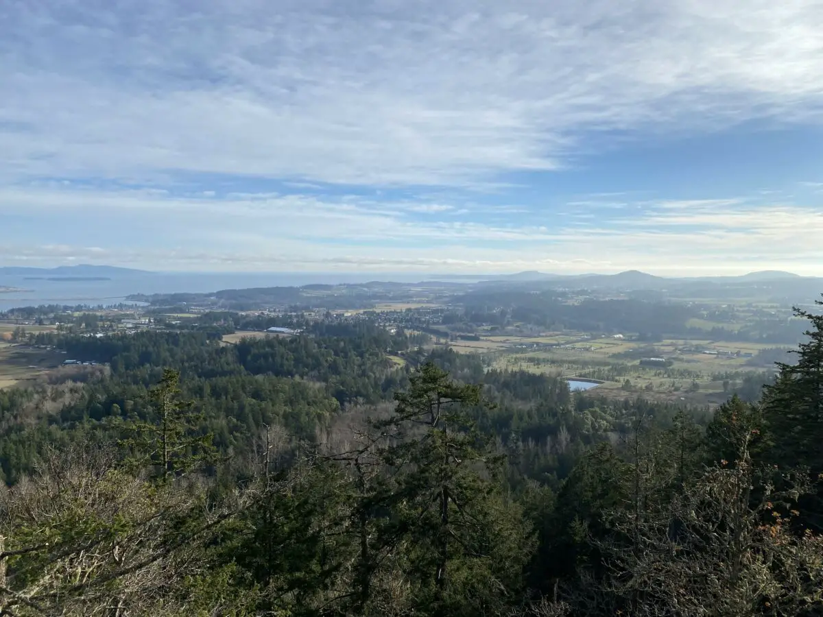 The spectacular Pickles' Bluff viewpoint in John Dean Provincial Park in Greater Victoria, BC